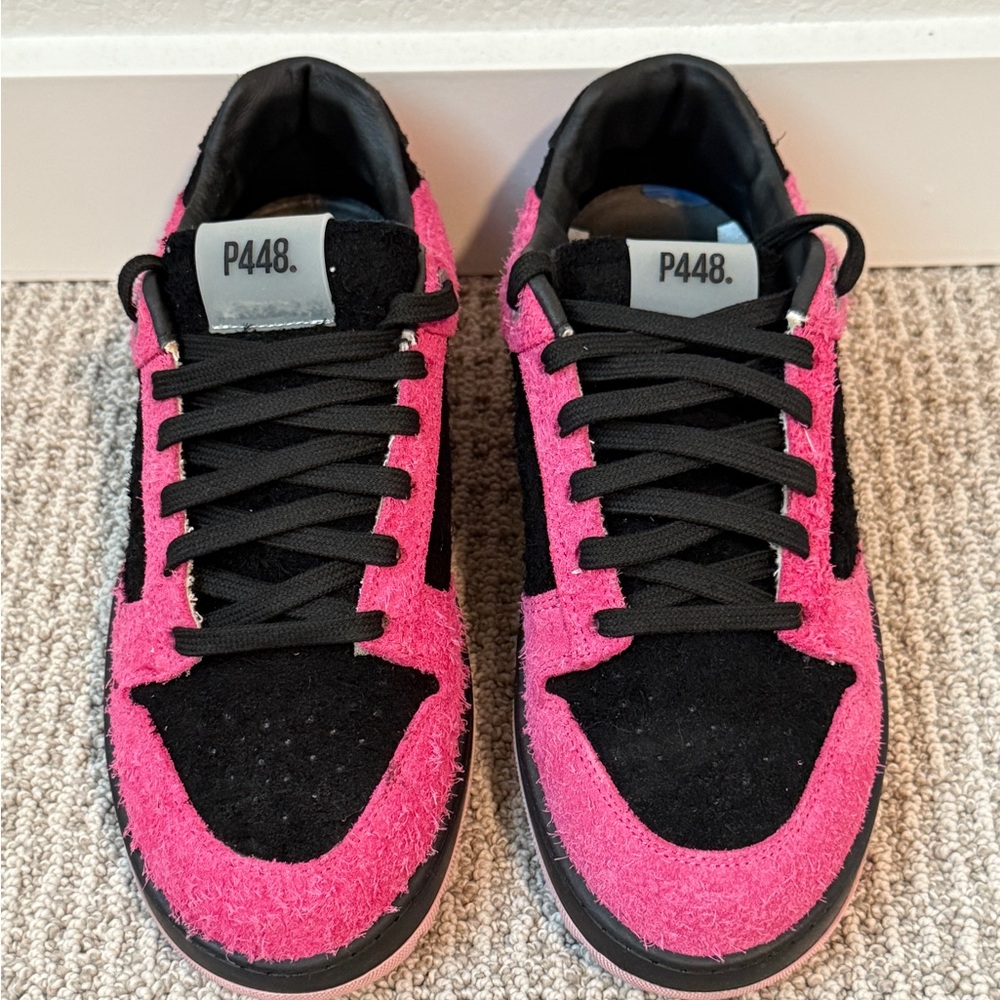 P448 Women Sz 10 US Black Pink Sneakers - Picture 2 of 7
